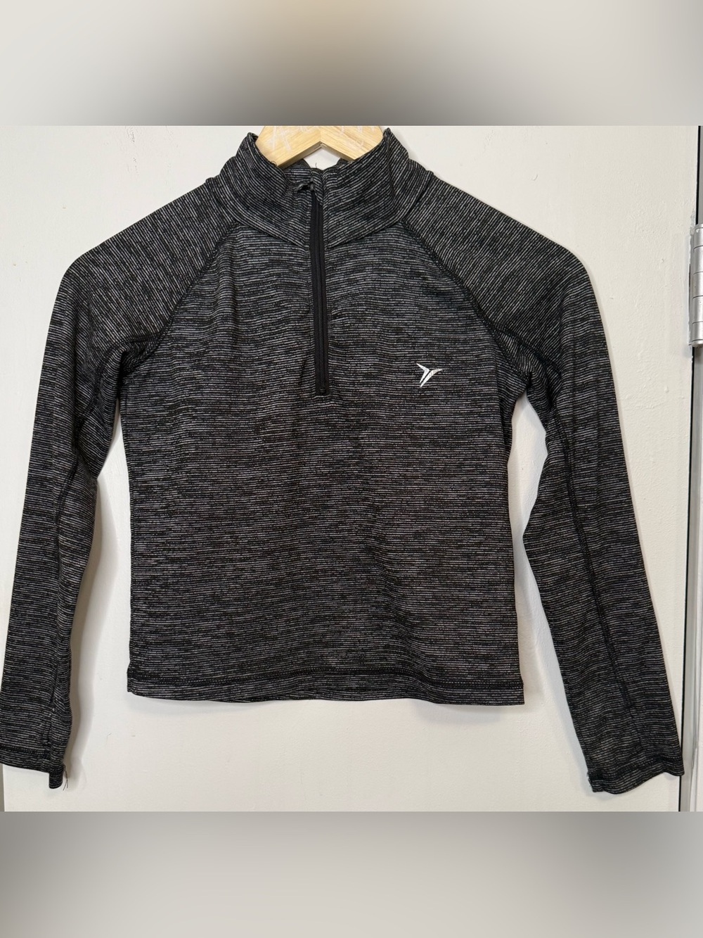 Old Navy Active Girls Quarter Zip Pullover Size Small 6-7 Black Gray Athletic